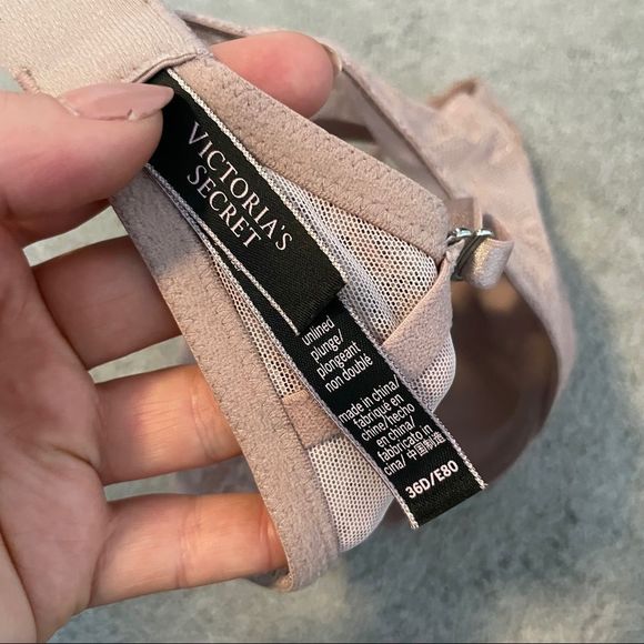 VICTORIA SECRETS 36D LIGHT PINK ISH TAN COLOR - Picture 4 of 4